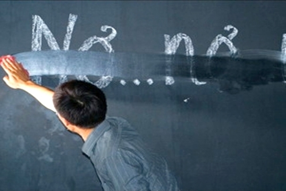 Xóa hoàn toàn và tránh xa nợ nần
